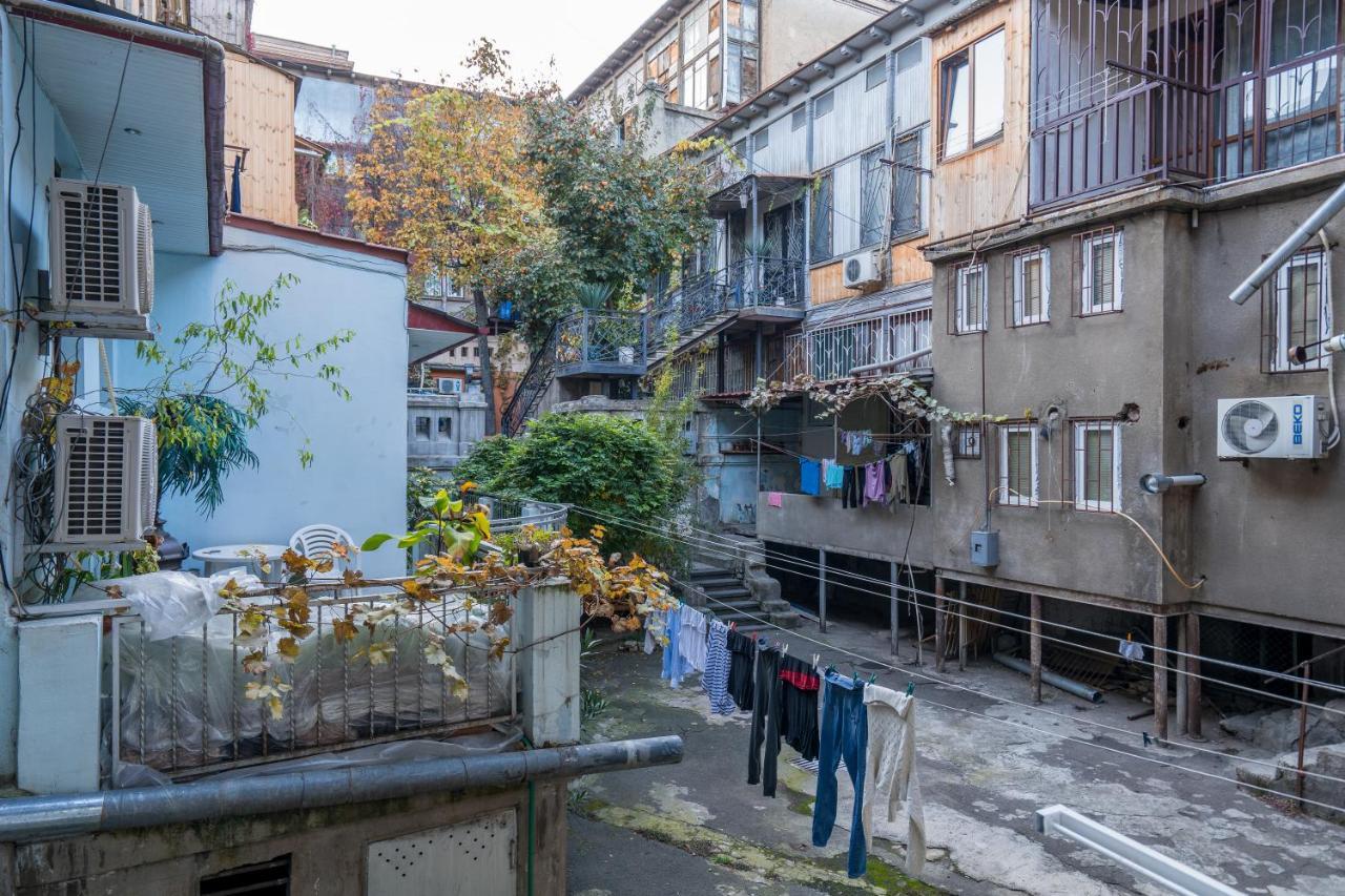 Irina'S Cozy Apartment In Old Tbilisi Ngoại thất bức ảnh